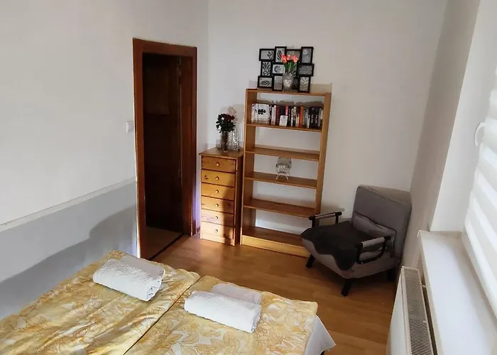 Przy Wroclawskim Stadionie Apartment